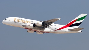 Photo of A6-EOU - Airbus A380-861 operated by Emirates