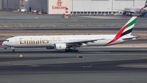 Photo of A6-EMN - Boeing 777-31H operated by Emirates