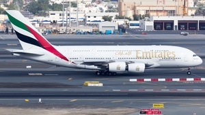 Photo of A6-EDP - Airbus A380-861 operated by Emirates