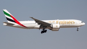 Photo of A6-EWH - Boeing 777-21H(LR) operated by Emirates