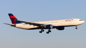 Photo with serial 690 - Airbus A330-323