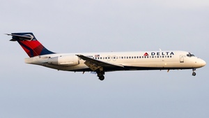 Photo of N989AT - Boeing 717-23S operated by Delta Air Lines