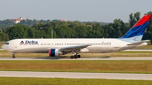 Photo of N198DN - Boeing 767-332(ER) operated by Delta Air Lines