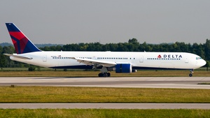 Photo of N828MH - Boeing 767-432(ER) operated by Delta Air Lines
