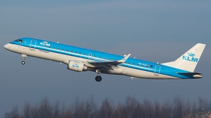 Photo of PH-EZK - Embraer ERJ-190STD operated by KLM Cityhopper