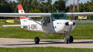 Photo of D-EDMJ - Cessna 152 operated by Air Munich Aviation