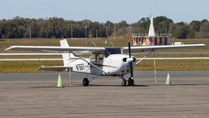 Photo of N75611 - Cessna 172N Skyhawk II operated by Ocala Aviation Services