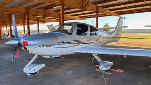 Photo of N411EW - Cirrus SR22 G1 operated by Private