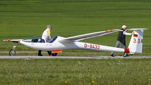 Photo of D-8433 - DG Flugzeugbau DG-100G operated by Private