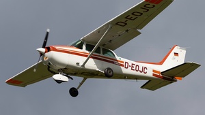 Photo of D-EOJC - Cessna 172P Skyhawk II operated by Luftsportverein Eschendorf