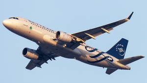 Photo of AP-BON - Airbus A320-214 operated by PIA Pakistan International Airlines