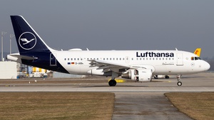 Photo of D-AIBK - Airbus A319-112 operated by Lufthansa CityLine