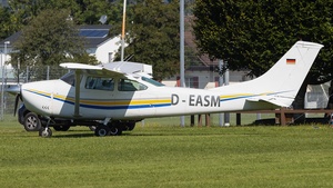 Photo of Cessna 182M Skylane - Kempten-Durach
