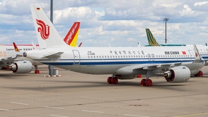 Photo of D-AUBE - Airbus A320-271N operated by Air China
