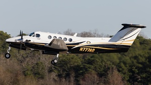 Photo of N777AQ - Beechcraft B200 Super King Air operated by Foundation Aviation