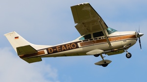 Photo of D-EARO - Cessna 182N Skylane operated by Private