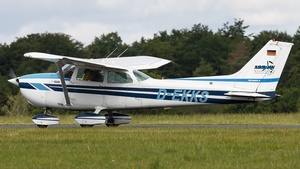 Photo of D-EKKS - Cessna 172N Skyhawk II operated by Arrow Airservice