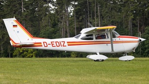 Photo of D-EDIZ - Reims-Cessna F172G Skyhawk operated by Private