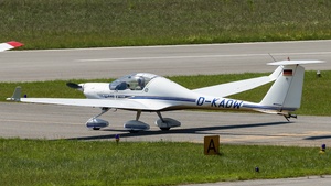 Photo of D-KADW - Diamond HK36TTC Super Dimona operated by Luftsportverein Straubing