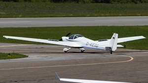Photo of D-KERB - Scheibe SF 25C Rotax-Falke operated by Luftsportverein Straubing