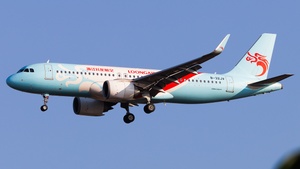 Photo of B-32JV - Airbus A320-251N operated by Loong Air