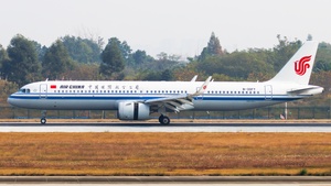 Photo of B-30FY - Airbus A321-272NX operated by Air China