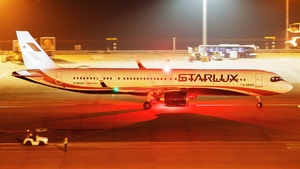 Photo of B-58202 - Airbus A321-252NX operated by Starlux