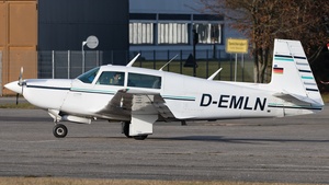 Photo of D-EMLN - Mooney M20K 231 operated by Private