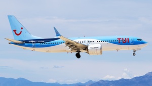 G-TUOA - Boeing 737 MAX 8