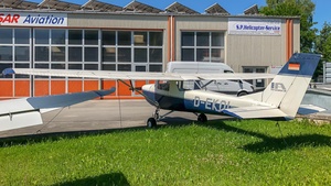 Photo of D-EKQI - Reims-Cessna F150K operated by Isar Aviation