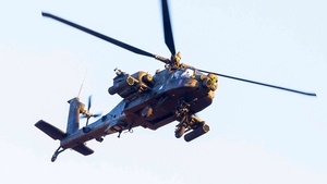 Photo of 04-05437 - Boeing AH-64D Longbow Apache operated by US Army
