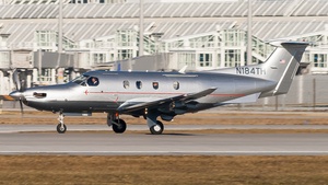 Photo of N184TH - Pilatus PC-12 NG operated by Diamond Aircraft