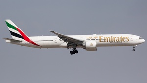 Photo of A6-EBL - Boeing 777-31H(ER) operated by Emirates