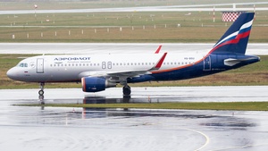 VQ-BSU - Airbus A320-214
