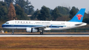 Photo of B-6908 - Airbus A320-232 operated by China Southern Airlines