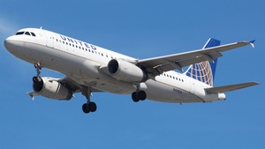 Photo of N469UA - Airbus A320-232 operated by United Airlines