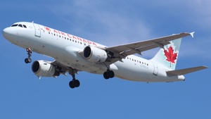 Photo of C-FDCA - Airbus A320-211 operated by Air Canada