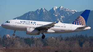 Photo of N801UA - Airbus A319-131 operated by United Airlines