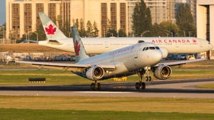 Photo of C-FDST - Airbus A320-211 operated by Air Canada