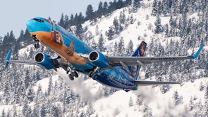 Photo of C-GWSV - Boeing 737-8CT operated by WestJet Airlines