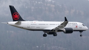 Photo of C-GUPL - Airbus A220-371 operated by Air Canada