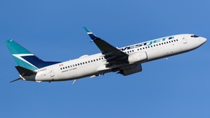 Photo of C-FUCS - Boeing 737-8CT