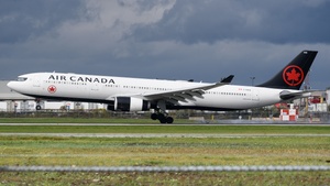 Photo of C-GHKW - Airbus A330-343