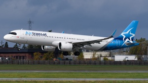 Photo of C-GOJC - Airbus A321-271NX operated by Air Transat