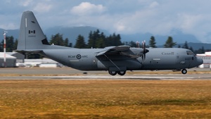 Photo of 130602 - Lockheed Martin CC-130J Hercules operated by Royal Canadian Air Force
