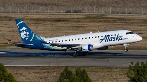 Photo of N192SY - Embraer ERJ-175LR operated by Alaska Airlines (opb Skywest Airlines)