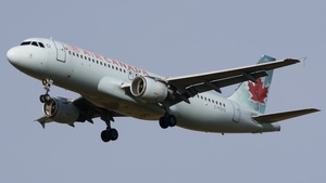 Photo of C-FGYS - Airbus A320-211 operated by Air Canada