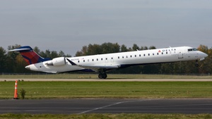 Photo of N825SK - Bombardier CRJ-900LR operated by Delta Connection (opb SkyWest Airlines)