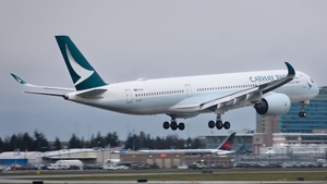 Photo of B-LRC - Airbus A350-941 operated by Cathay Pacific Airways