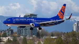 Photo of N828SY - Boeing 737-8F2 operated by Sun Country Airlines